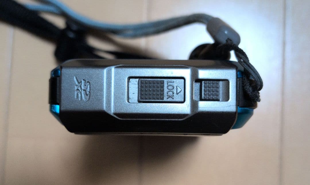 LUMIX DMC-FT5 防水デジタルカメラ