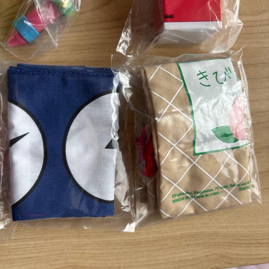 ドラえもん　ひみつ道具　ライト　 巾着　ハンカチ　キーホルダー