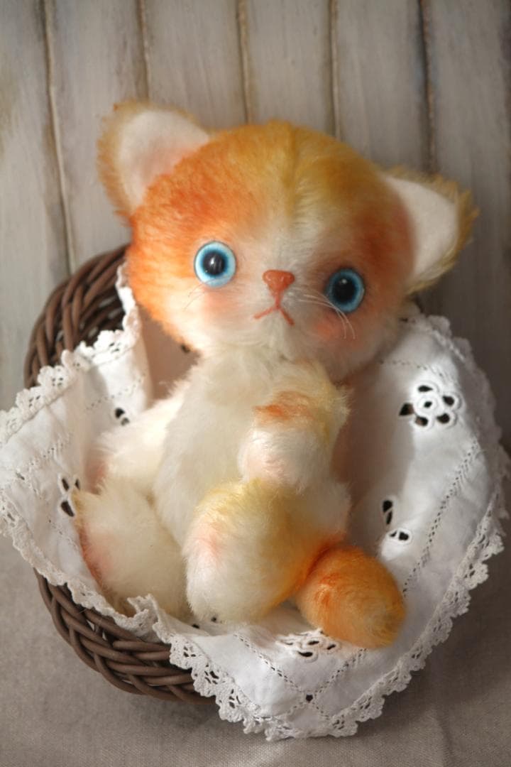 訳あり　アートドール　ハンドメイド　テディベア　三毛猫　ぬいぐるみ