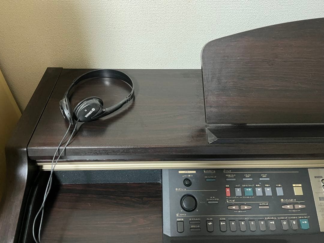 Yamaha Clavinova 電子ピアノCVP -205/203 更に値下げ