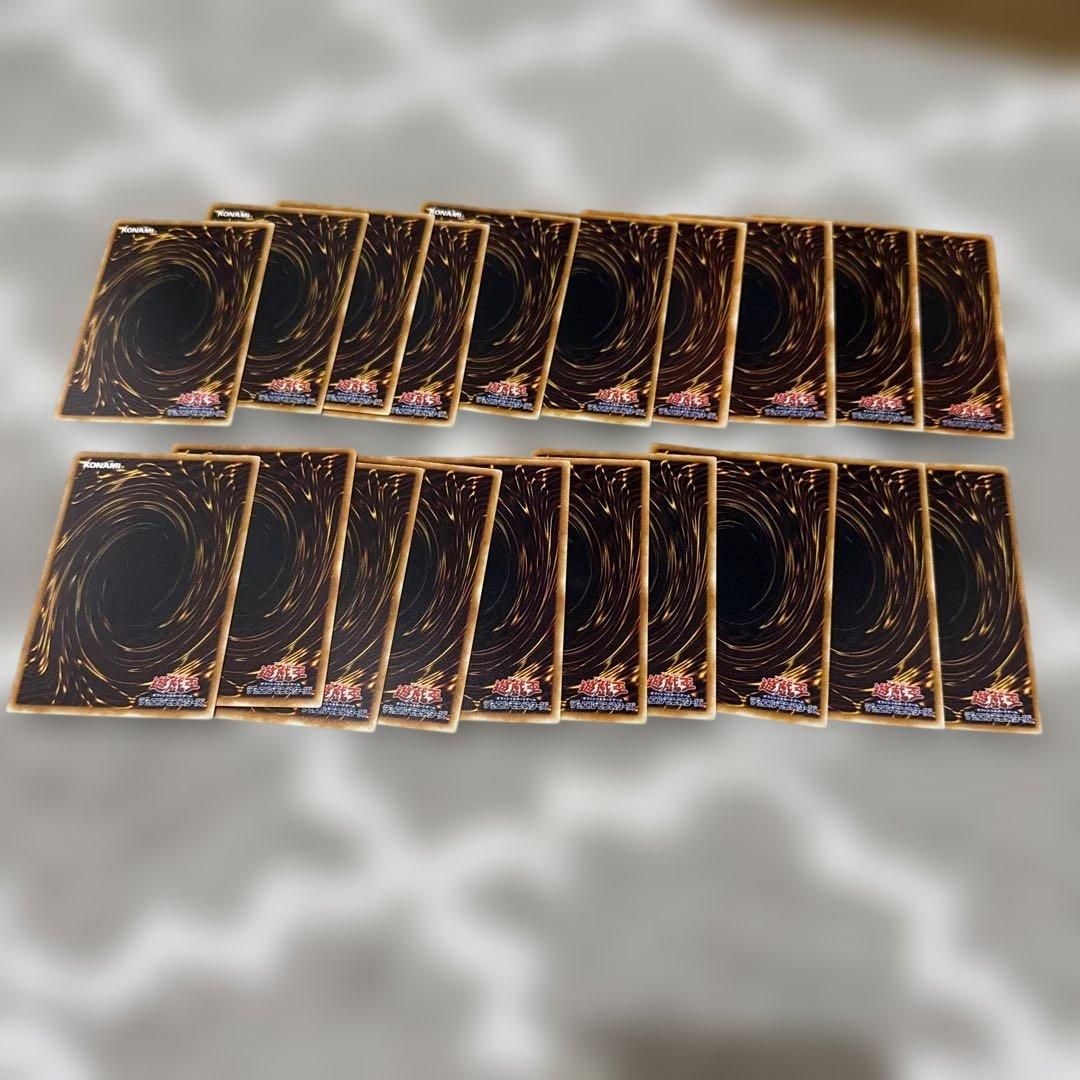 遊戯王OCG デュエルモンスターズカードセット 57枚 光 初期