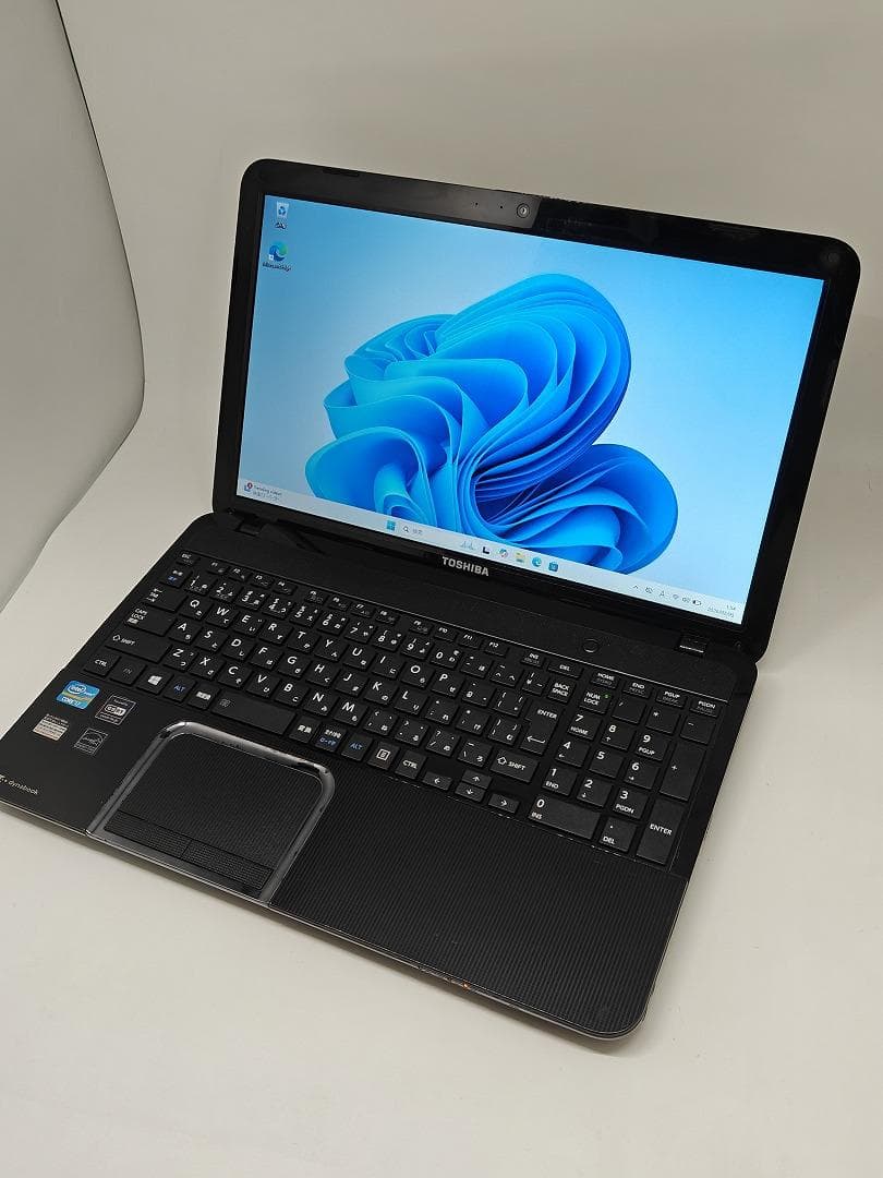 【東芝】爆速 Corei7/新品SSD128GB ノートパソコン 8GB F1