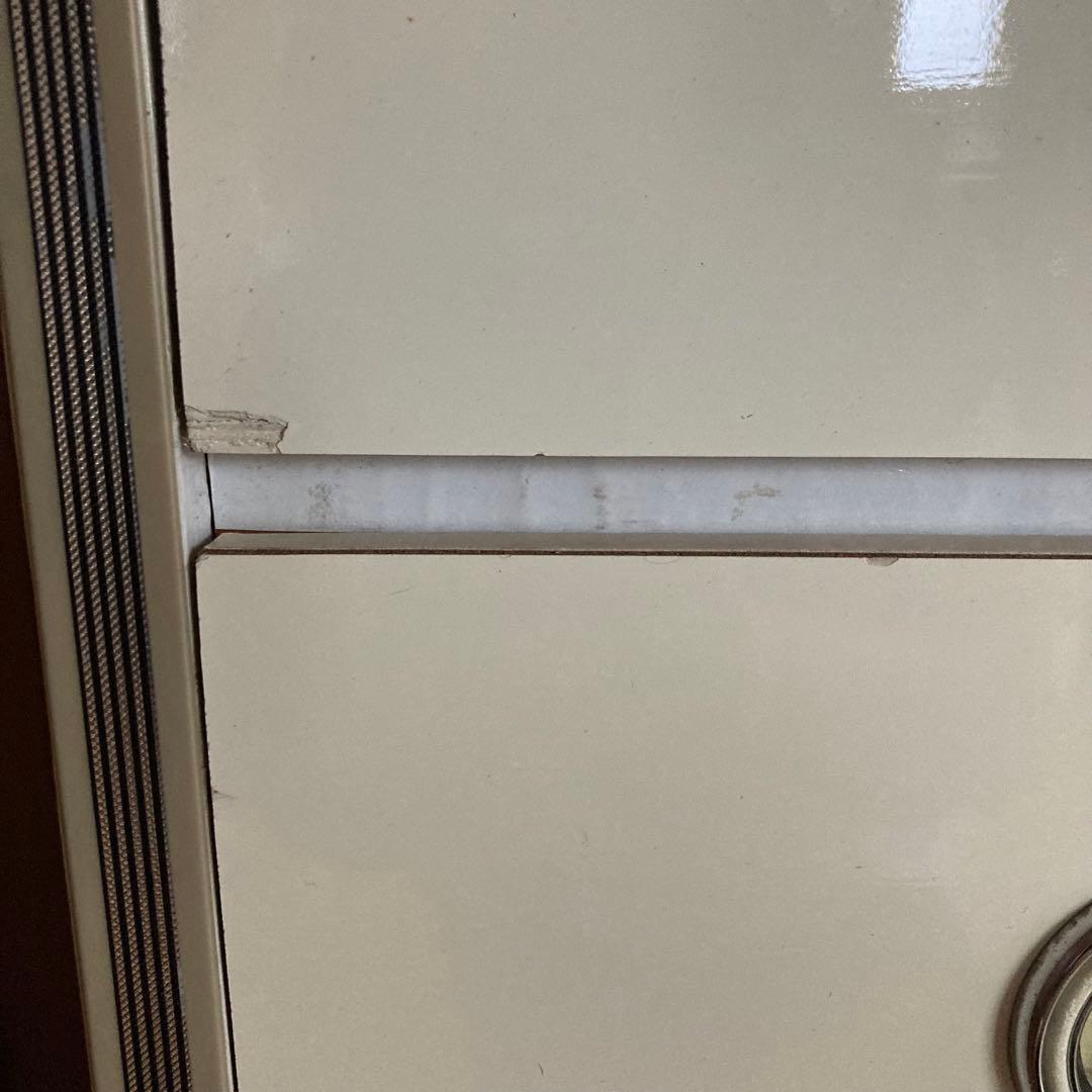 【最終値下げ】レトロポップなたんす　白