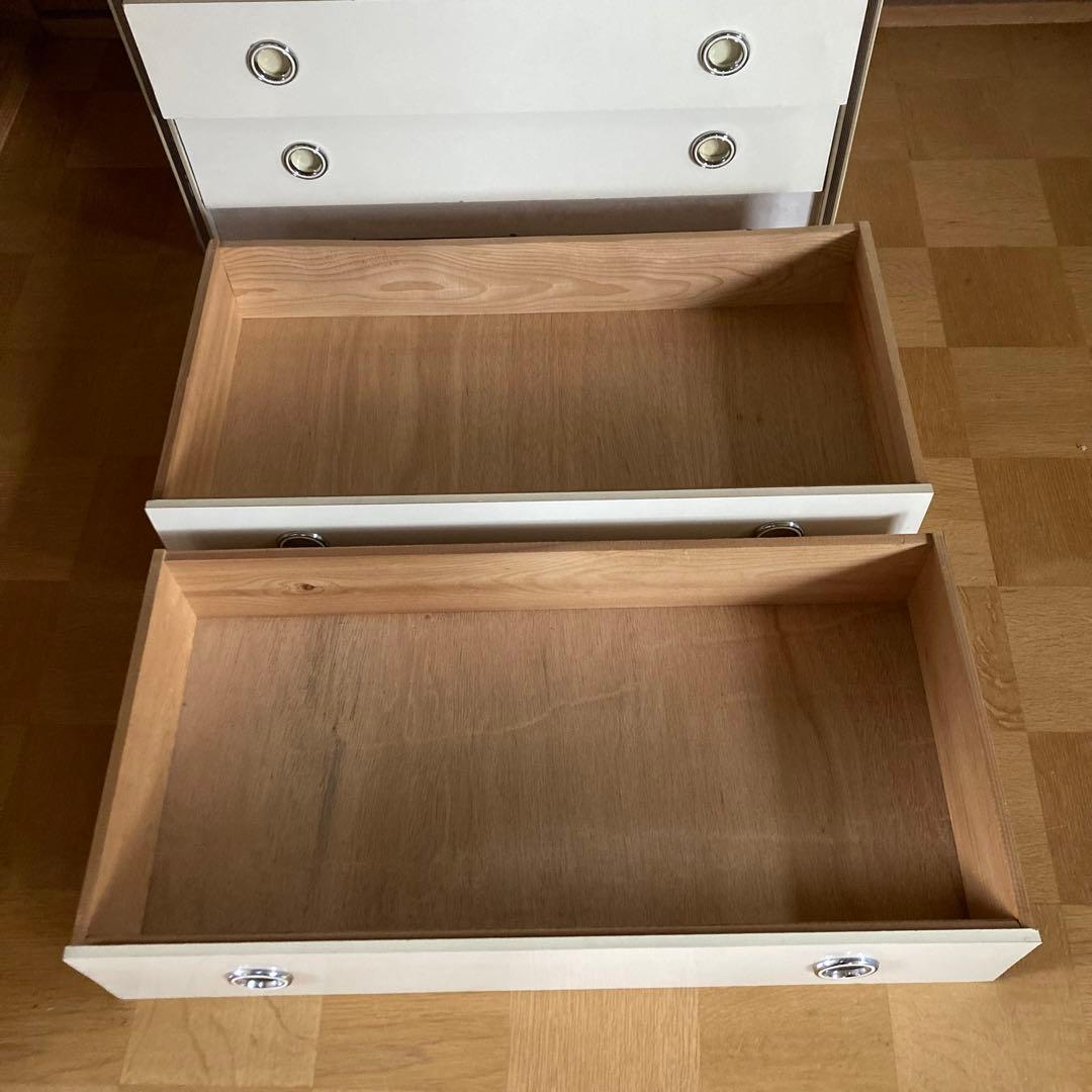 【最終値下げ】レトロポップなたんす　白