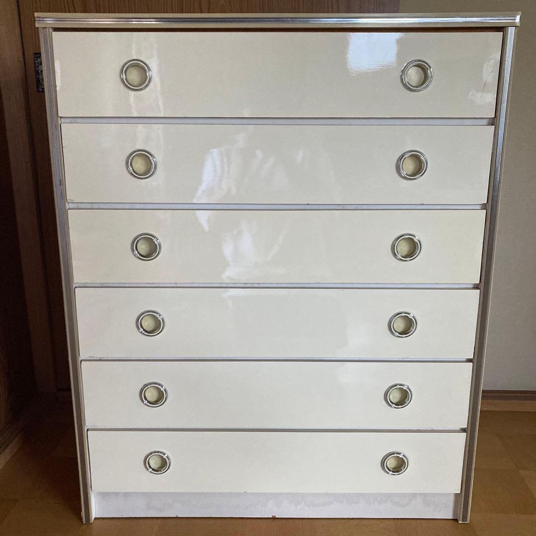 【最終値下げ】レトロポップなたんす　白