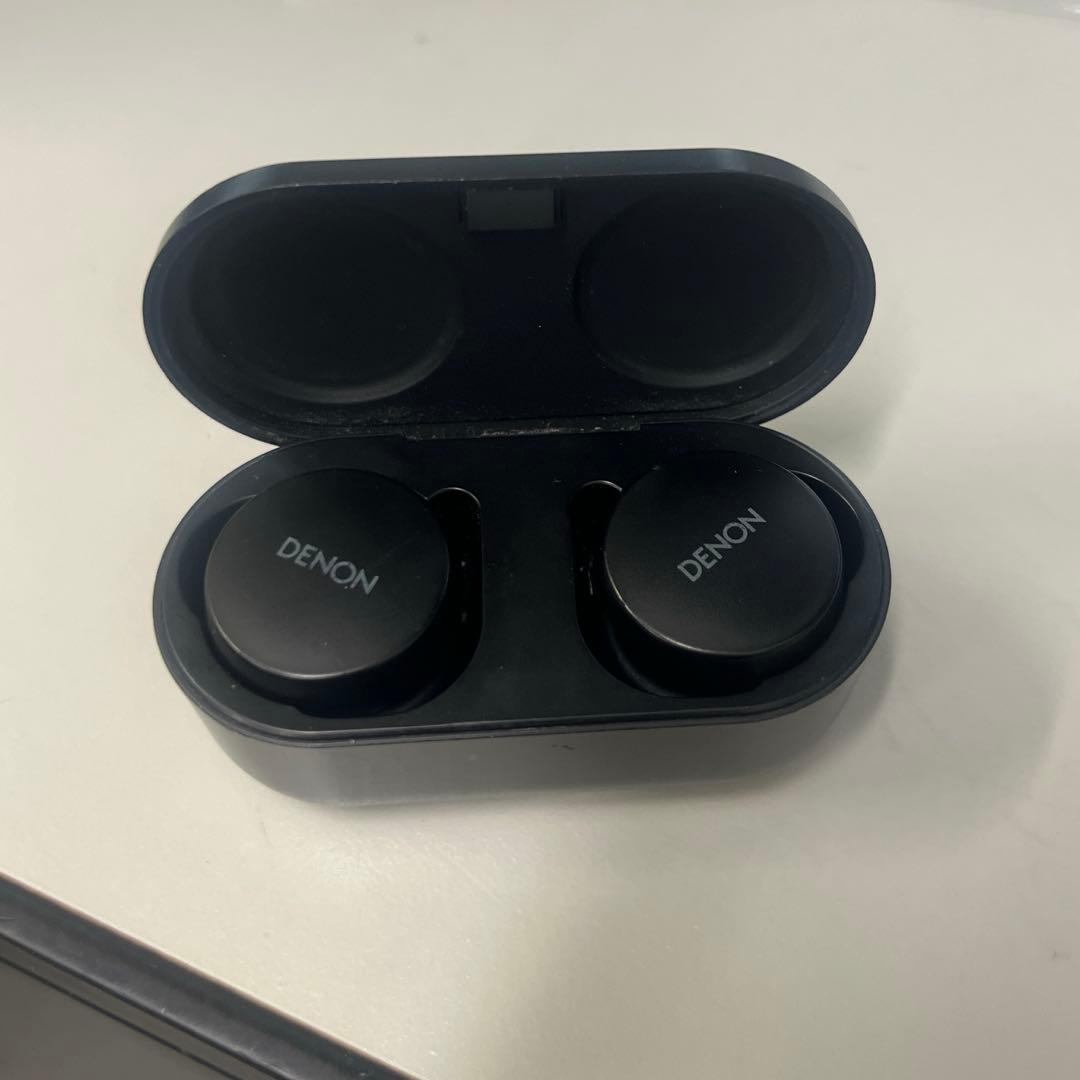 DENON ワイヤレスイヤホン ブラック 充電ケース付き　AH-C10PL