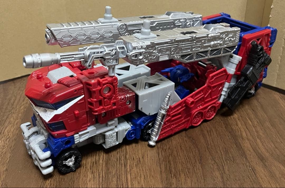 SG-37 ギャラクシーアップグレード オプティマスプライム　ジャンク品