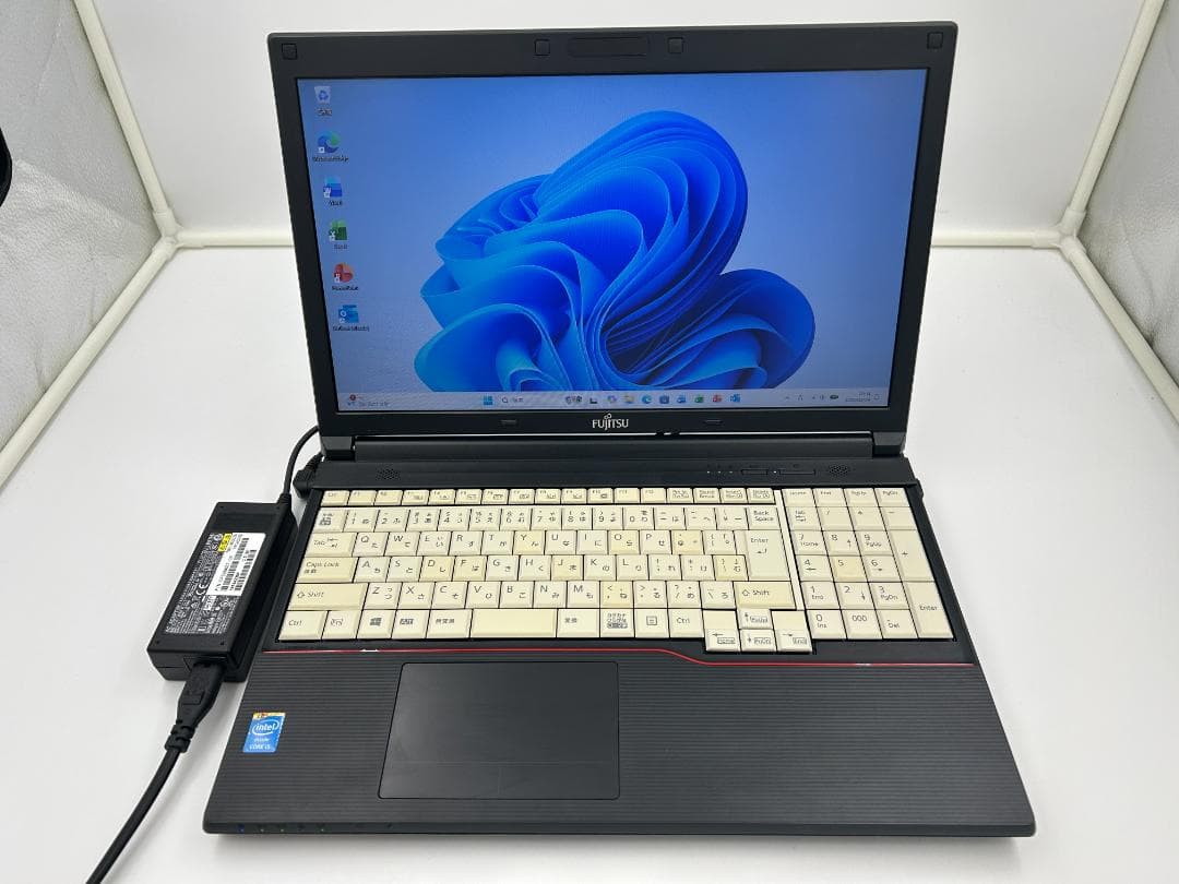 ノートパソコン windows11 オフィス付き core i5 A574/H