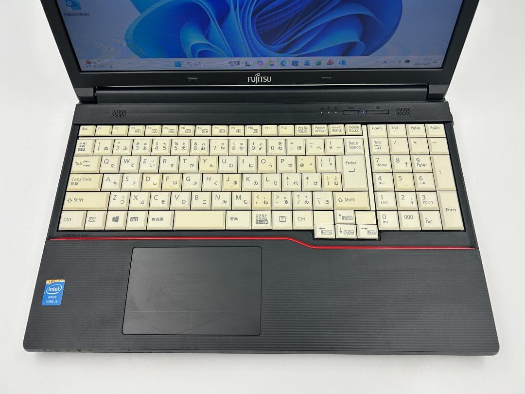 ノートパソコン windows11 オフィス付き core i5 A574/H