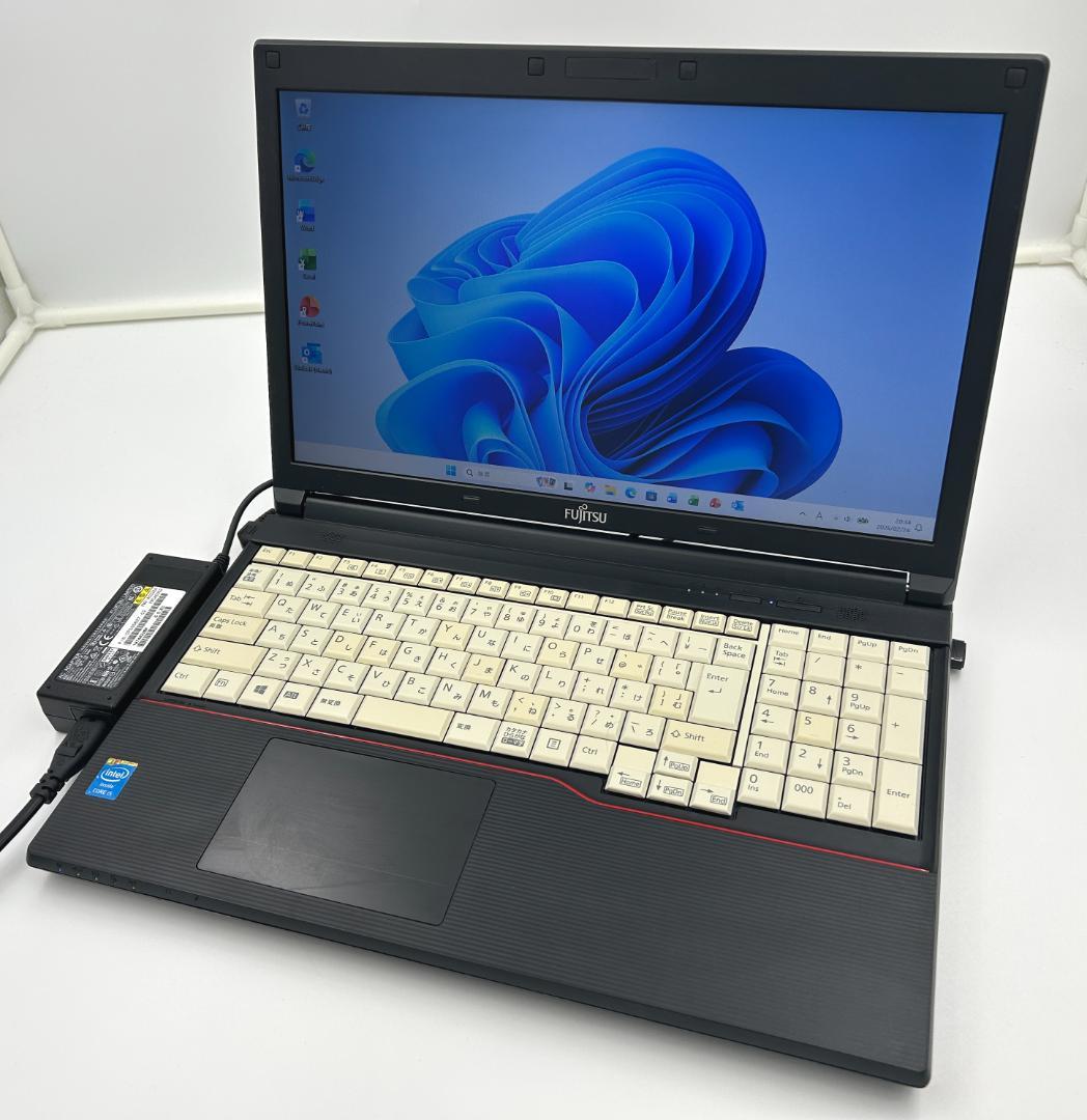 ノートパソコン windows11 オフィス付き core i5 A574/H