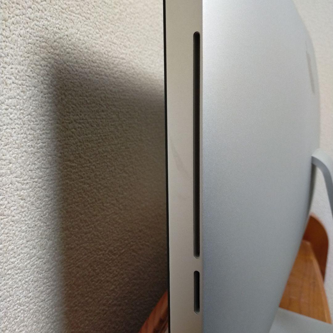 Macデスクトップ iMac (21.5-inch, Mid 2011)
