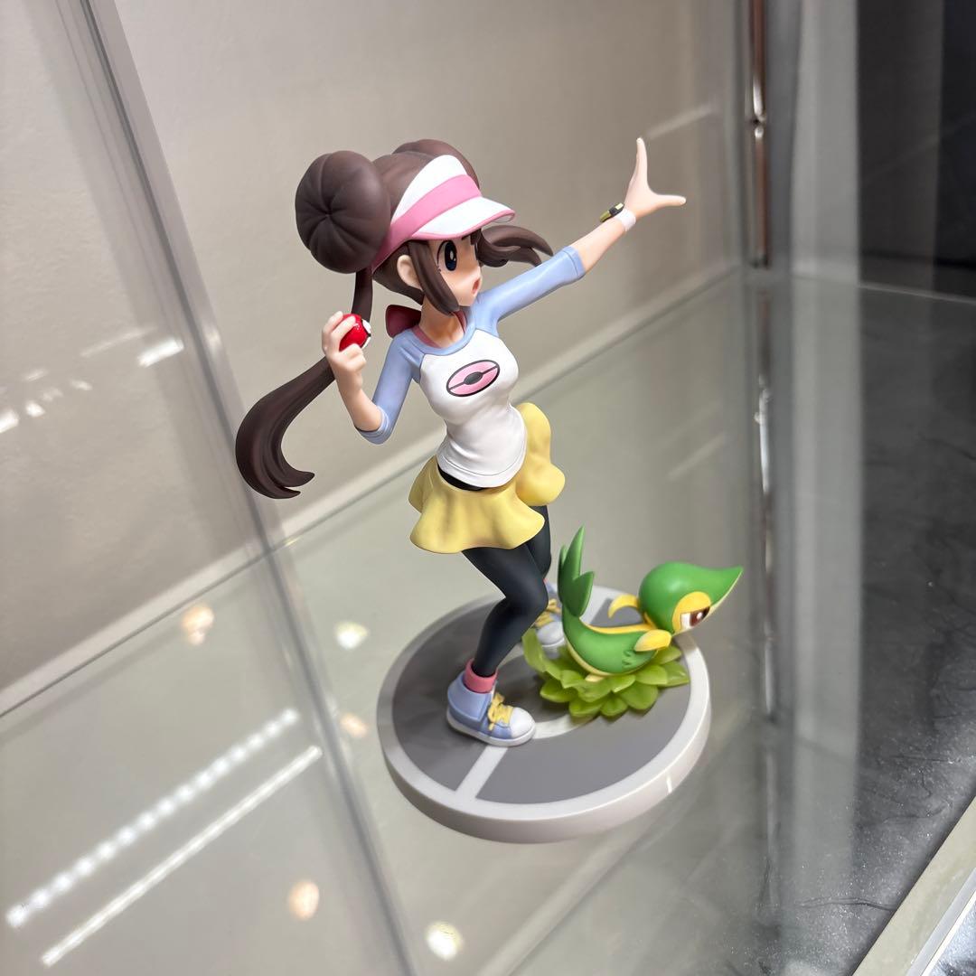 ポケモン　フィギア　メイ　リーリエ　ナンジャモ　ぬいぐるみ、クリアファイル付き