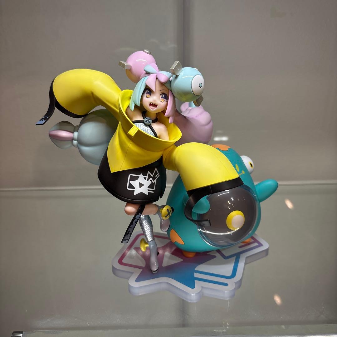 ポケモン　フィギア　メイ　リーリエ　ナンジャモ　ぬいぐるみ、クリアファイル付き