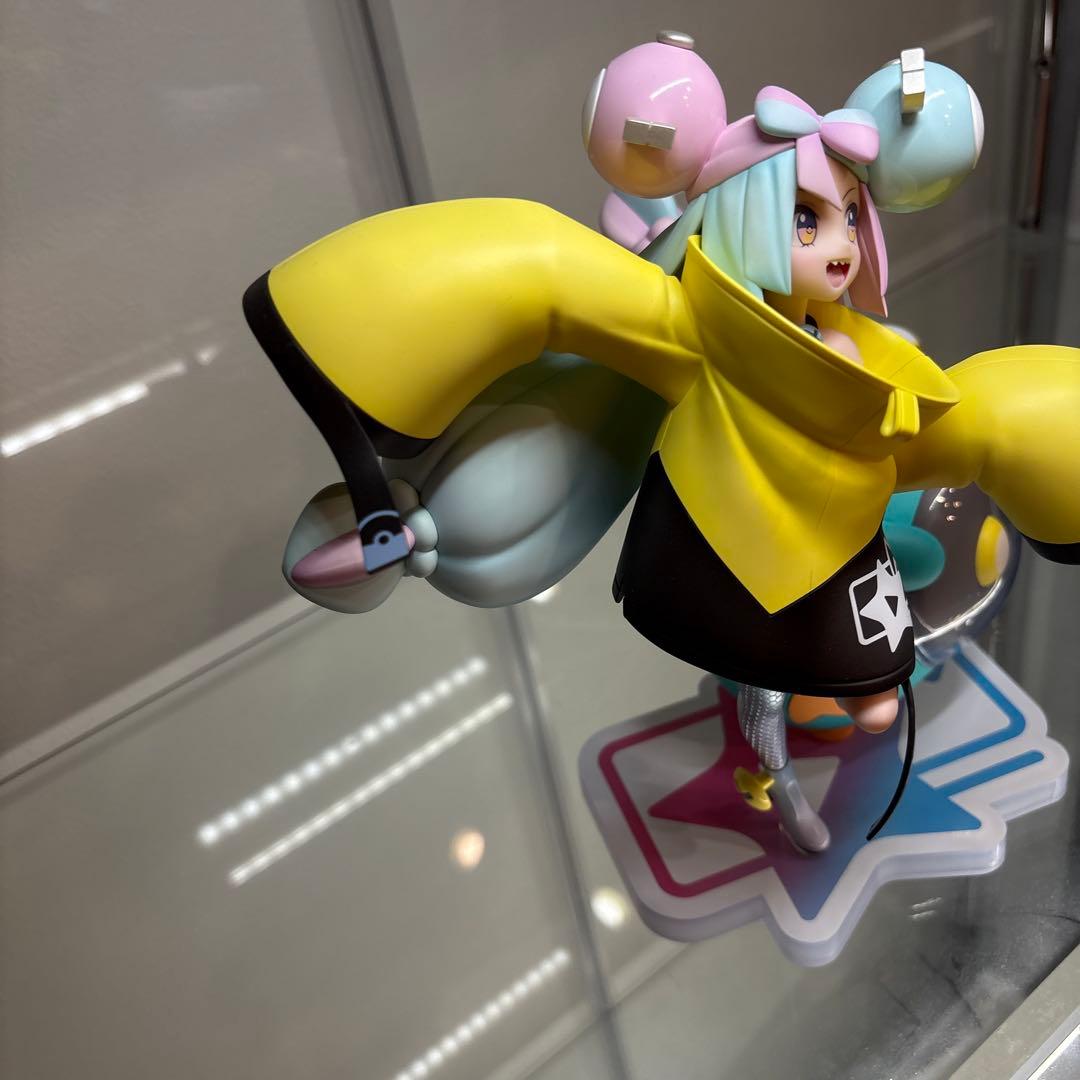 ポケモン　フィギア　メイ　リーリエ　ナンジャモ　ぬいぐるみ、クリアファイル付き