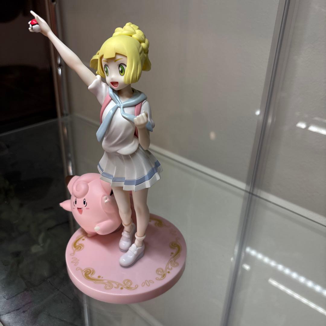 ポケモン　フィギア　メイ　リーリエ　ナンジャモ　ぬいぐるみ、クリアファイル付き