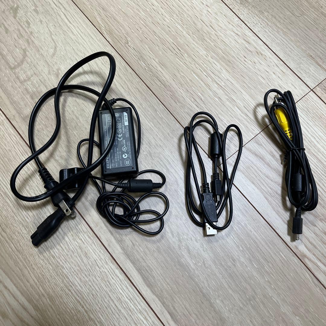 m*8様 【送料無料】FUJIFILM finepix Z5fd デジタルカメラ