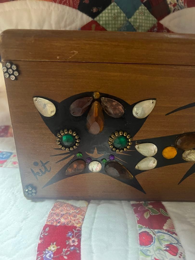 エニッドコリンズ✴︎猫木箱kit