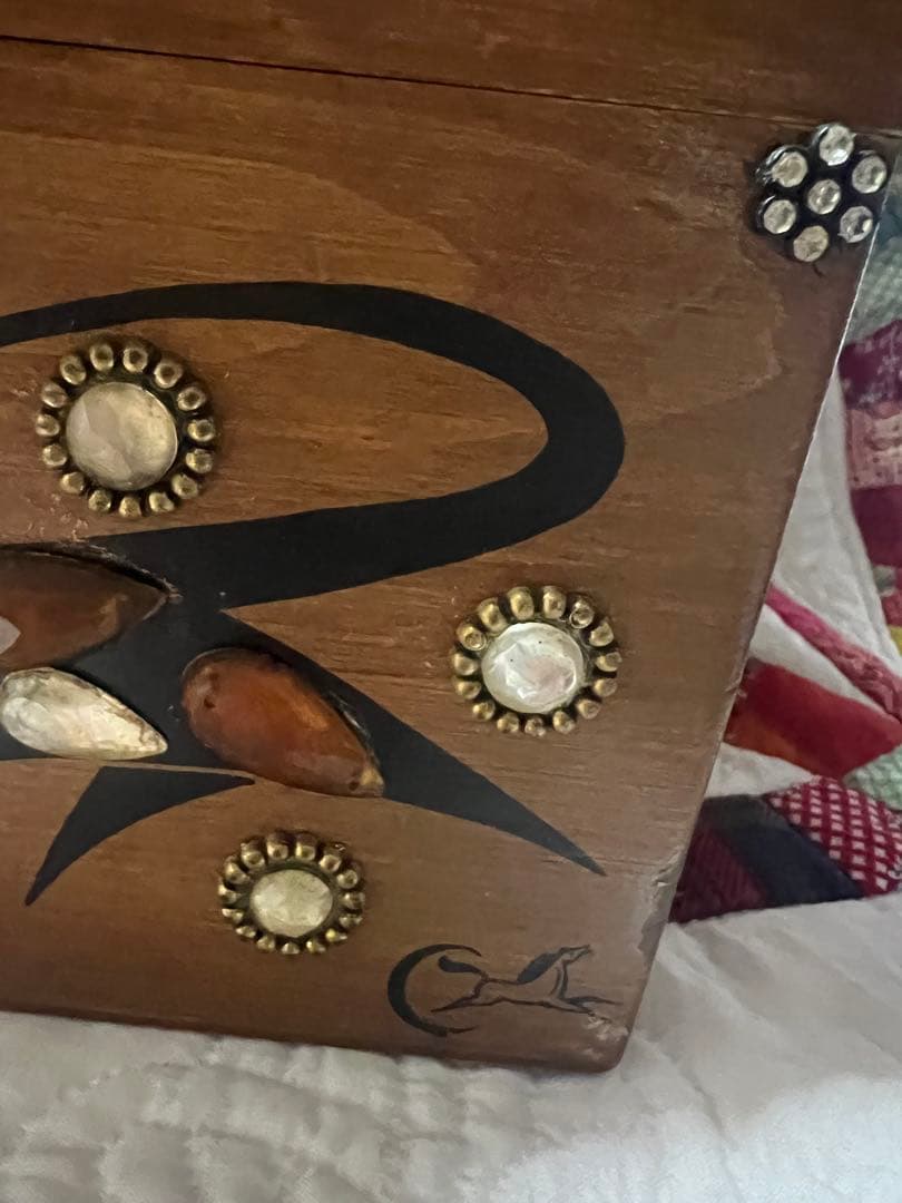 エニッドコリンズ✴︎猫木箱kit