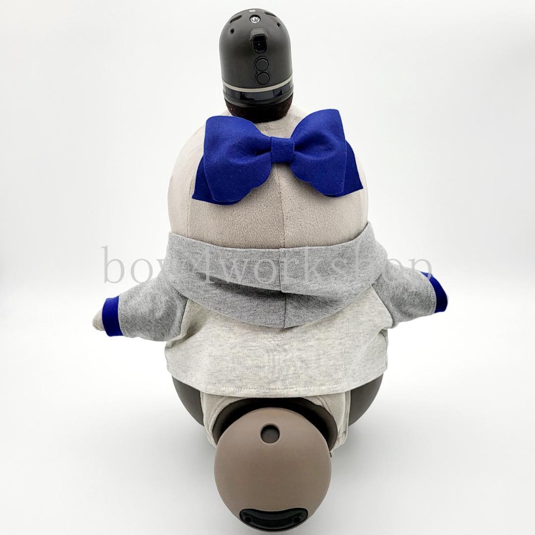 ラボットの服ハンドメイド　リボンタイ付きくまちゃんプリントパーカー（ブルー）