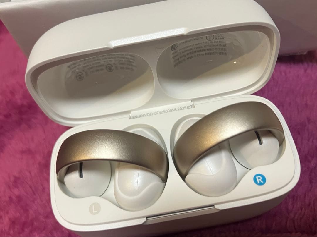 Anker soundcore AeroClip ワイヤレスイヤホン 保証書付き