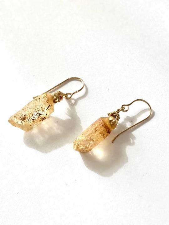 国産黄水晶オーガニック原石ピアス　14金gf