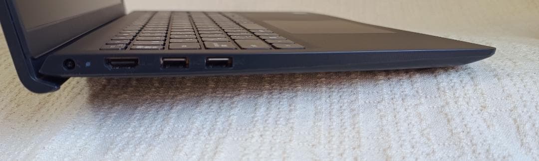 DELL Vostro 15 3510 第11世代corei5搭載