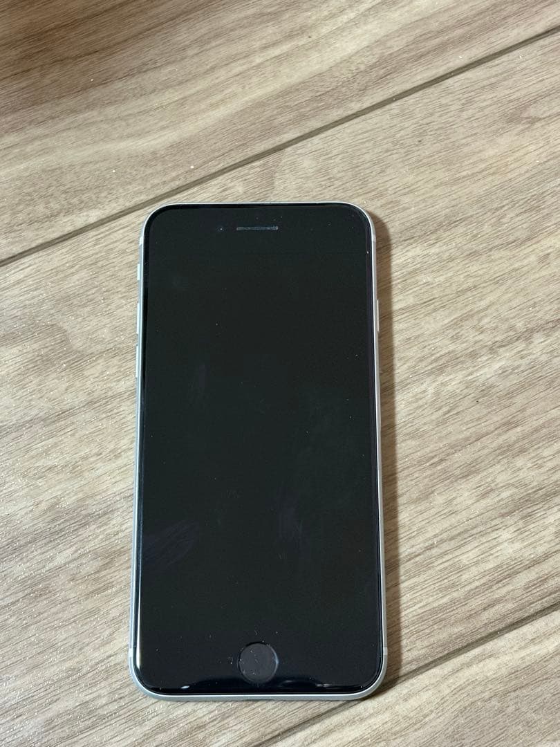 Apple iPhone SE第二世代　ホワイト　128GB