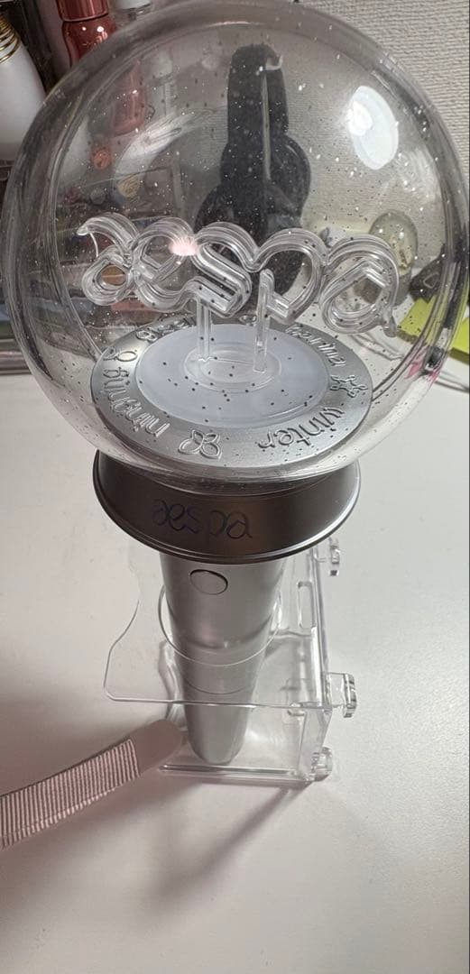 【美品】aespa 公式ペンライト＋透明スタンド付き 1回使用