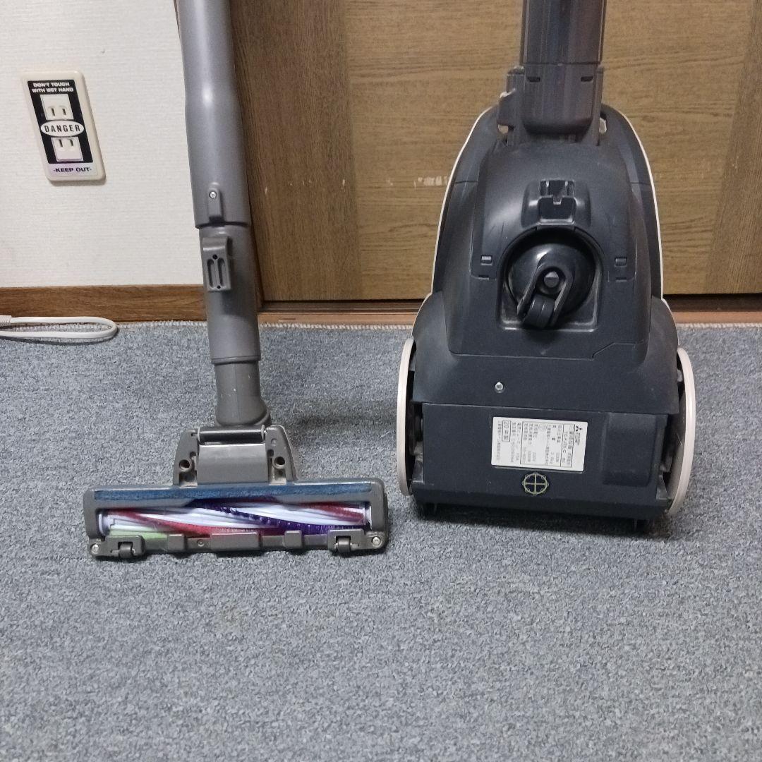 三菱　紙パック式掃除機　稼働品