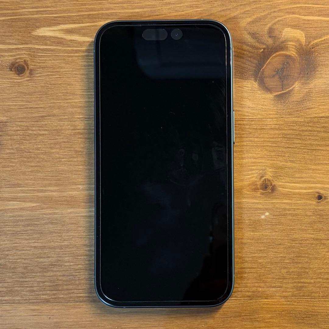 【美品】iPhone16 teal 128GB SIMフリー