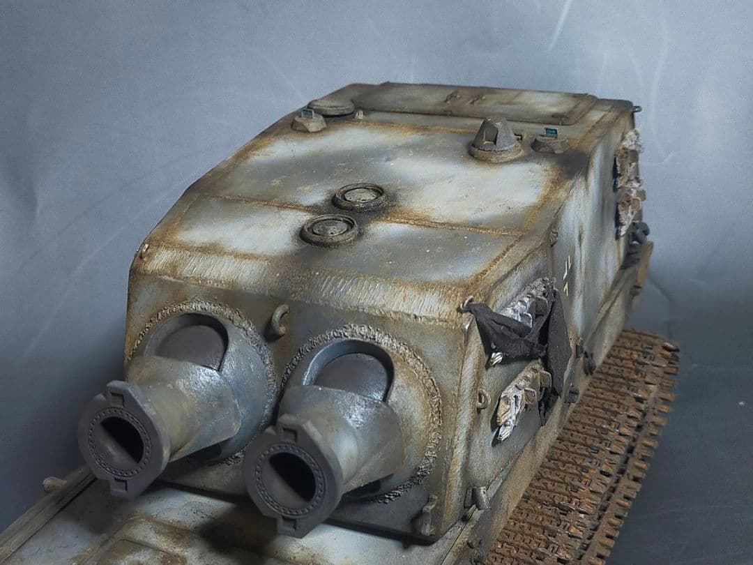 ドイツ 1/35 戦車 完成品タイガー