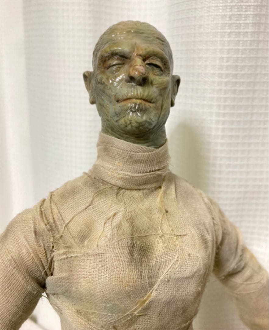 マーメイドバービーとミイラ男[ カスタム品 ]をコラボしました。レア