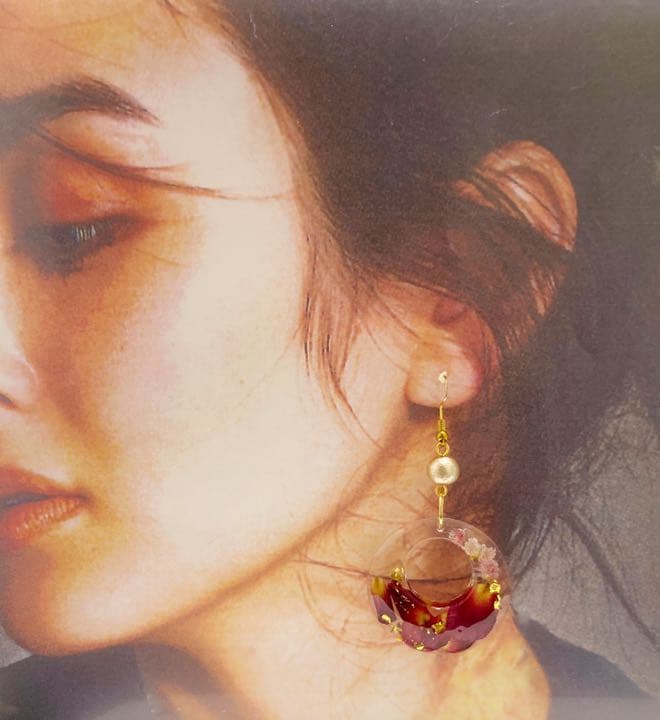 揺れる薔薇大人リッチ　〜大ぶりNo.9〜　ピアス／イヤリング