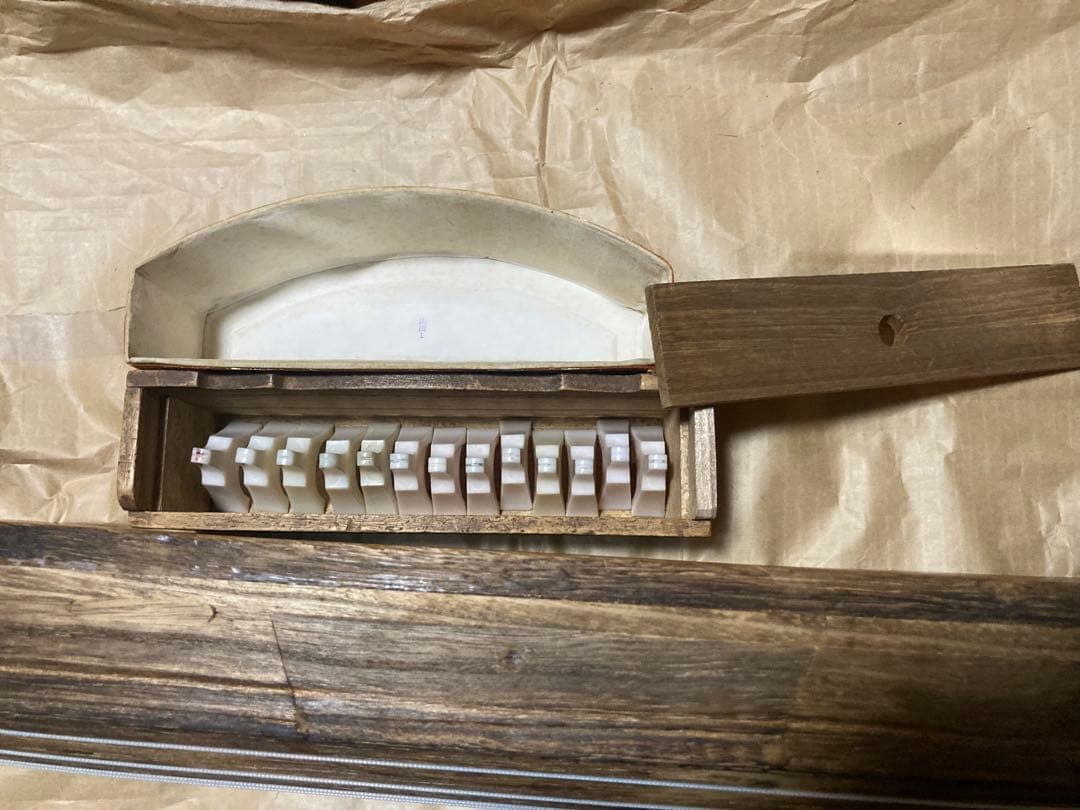 お琴　送料込　琴柱おまけ