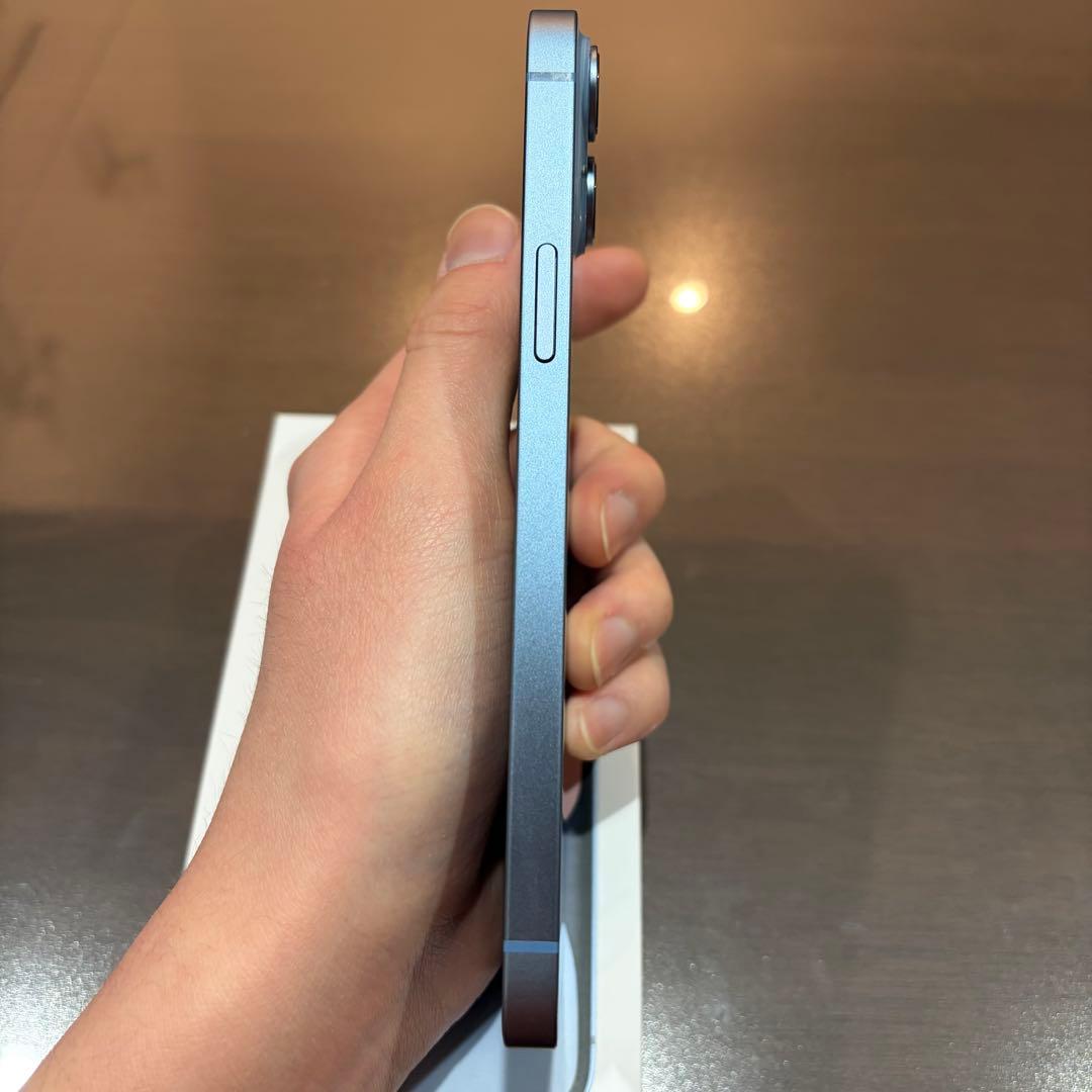 Apple iPhone 14 Plus 256GB ブルーSIMフリー　超美品