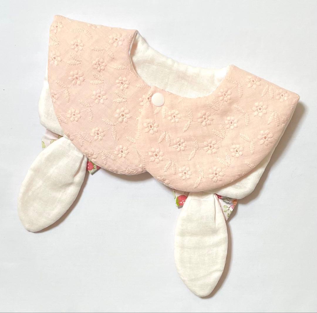 うさぎさんお耳のセーラーカラースタイ　ハンドメイド