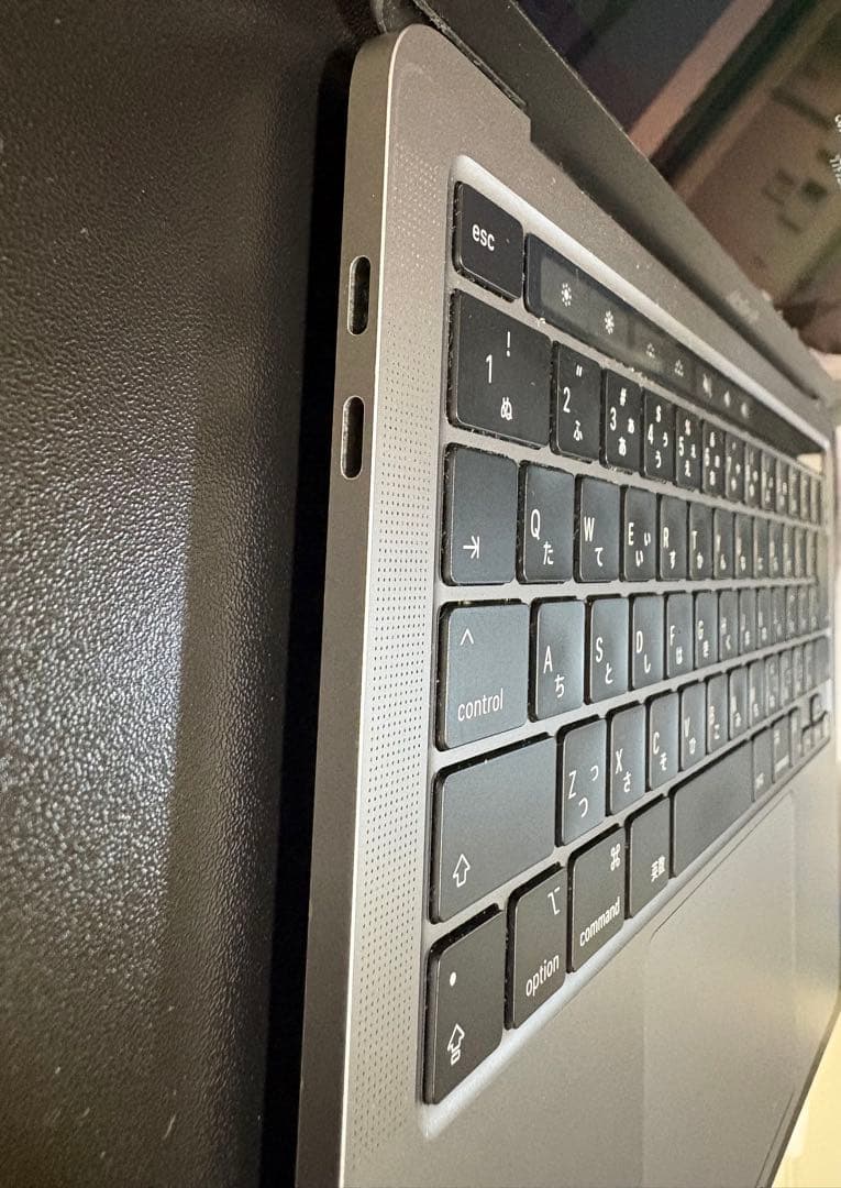 MacBook Pro M1 13インチ(8GB/256GB)