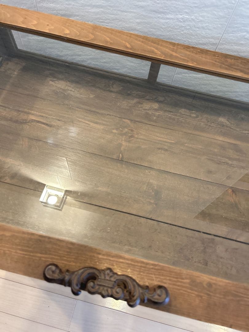 木製　アンティーク調ガラスショーケース　コレクション　ディスプレイ　ビンテージ風