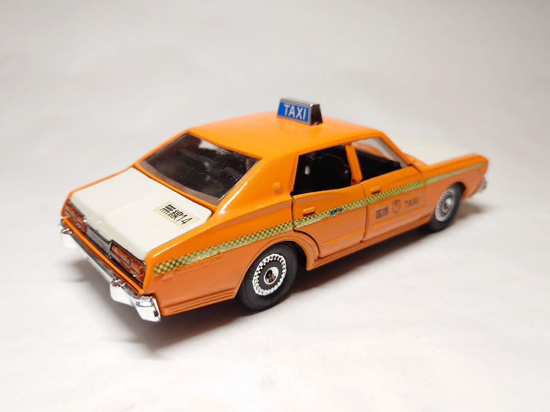 永大グリップテクニカ　セドリック2800ブロアムタクシー