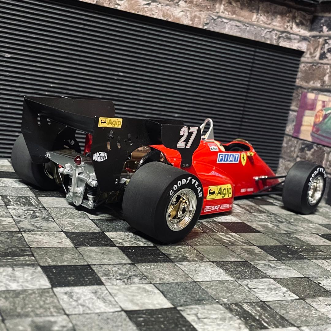 カスタム品 1/18 GP replicas フェラーリ 126C4 1984
