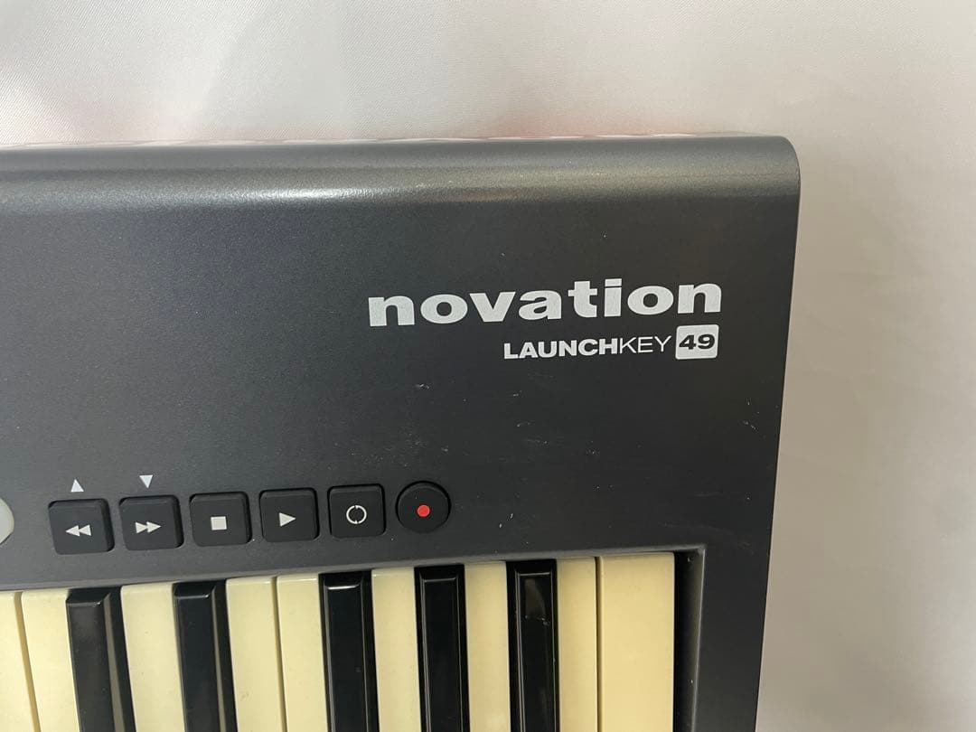 NOVATION Launchkey 49 MIDIキーボード　#a86