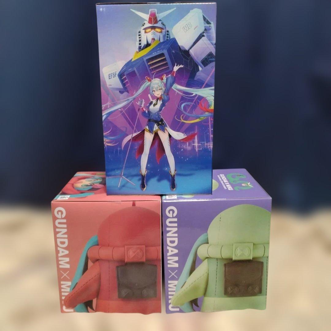 ガンダム45周年×初音ミク フィギュアセット シャア＆ザク