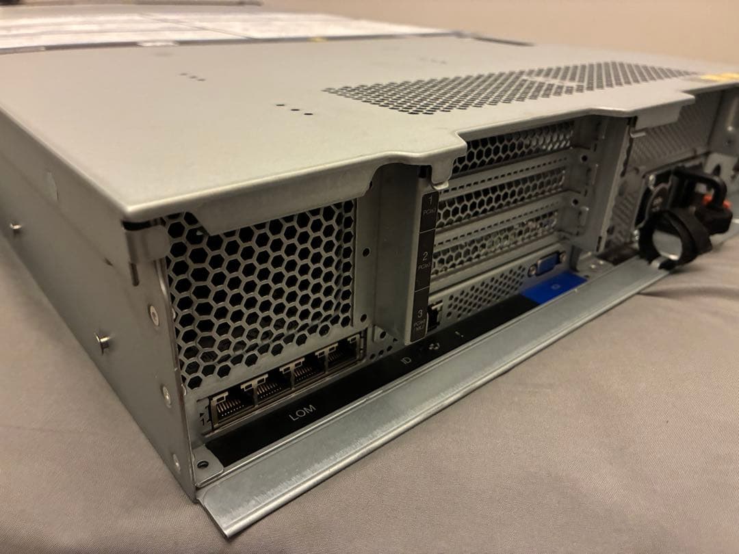 未使用 IBM ThinkSystem SR650 FS 7X06A02BJP