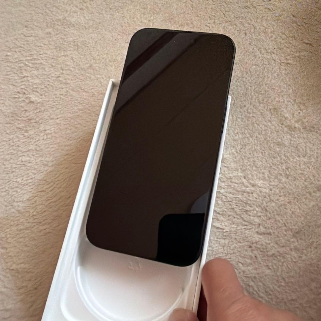 iPhone 15 Pro 128GB SIMフリー箱付き