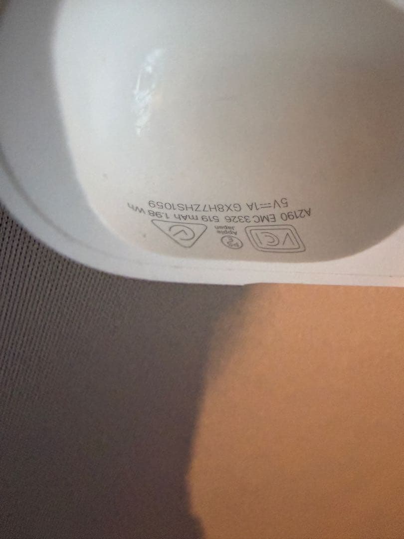 AirPods Pro 第1世代 A2190 A2083 ライトニング 付属有