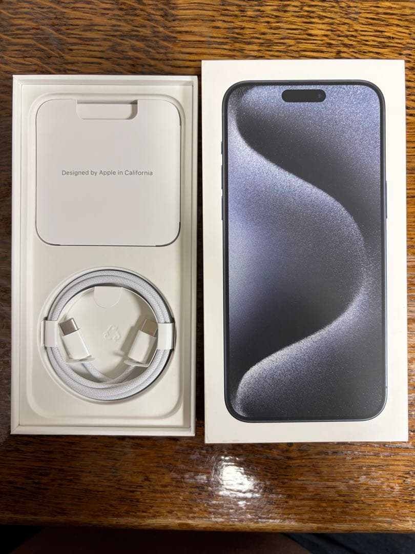 iPhone 15 Pro Max 512GB バッテリー容量100%