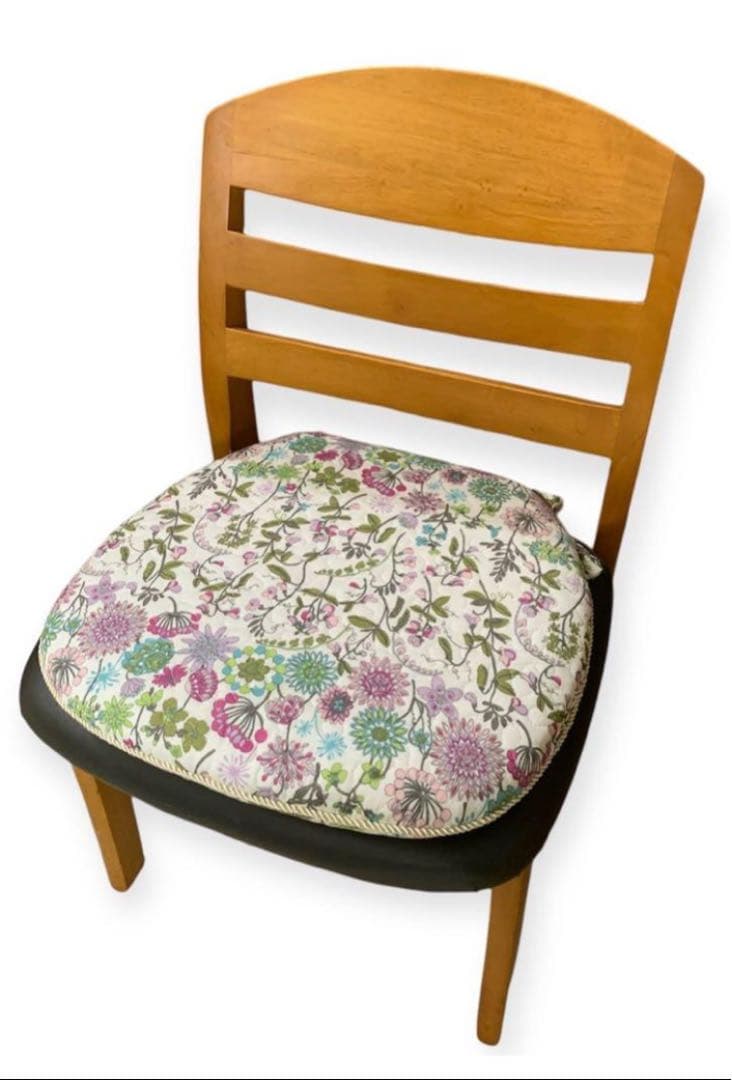 ダイニングシートクッション　4枚セット　ボタニカルフラワー