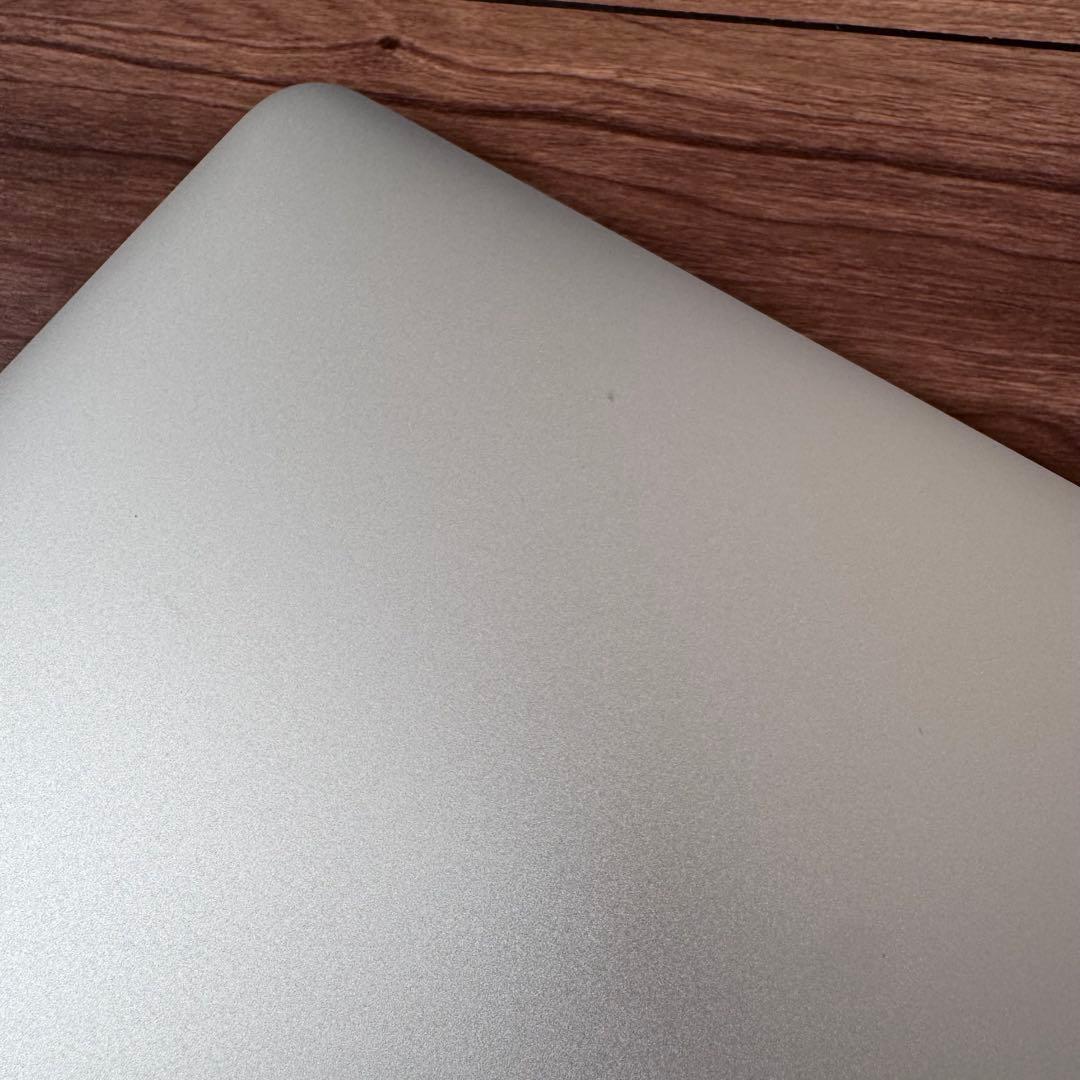 F*K様 MacBook Air 13 inch Early 2015 A146