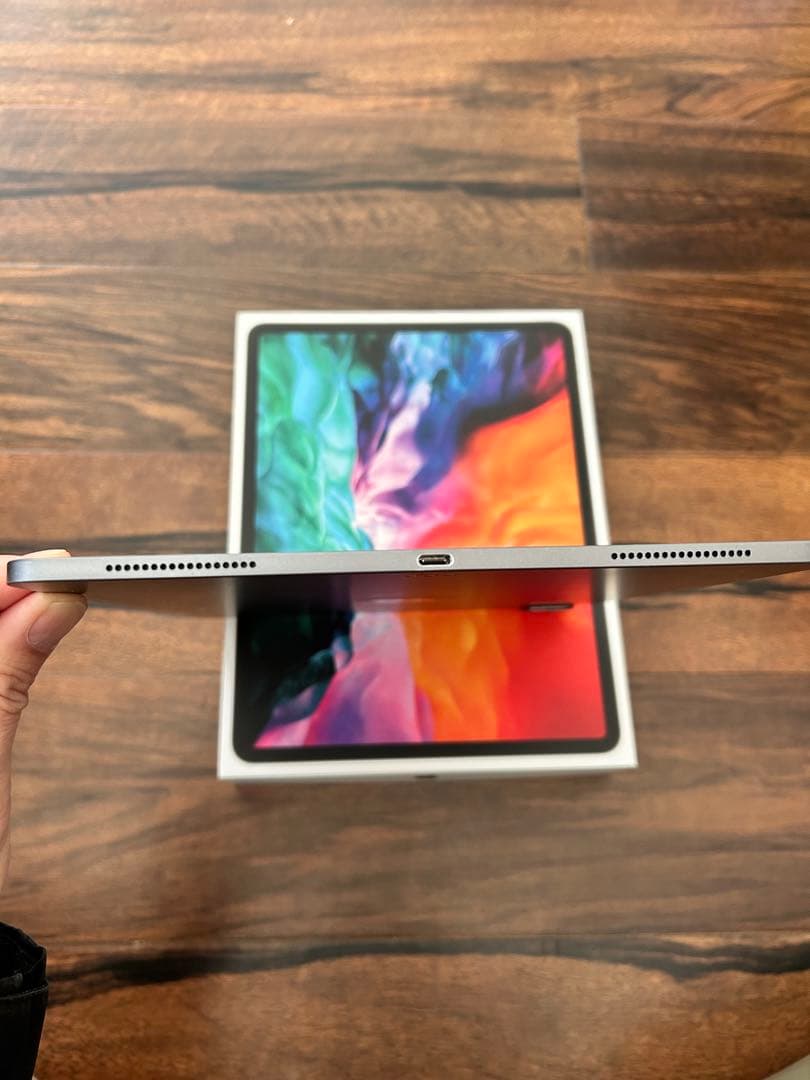 【美品】第四世代　iPad pro12.9 inch +おまけpencil