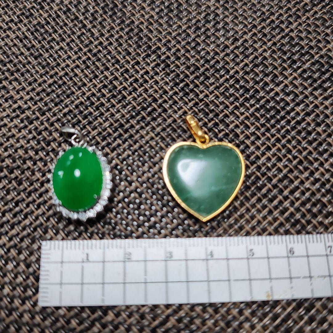 翡翠 ハート型・オーバル型ペンダントセット